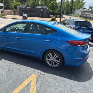 HYUNDAI ELANTRA - 6
