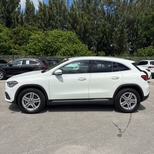 صورة 3 لـ 2022 Mercedes-BENZ GLA