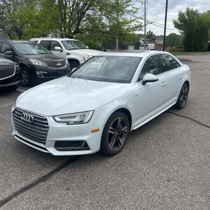 AUDI A4 2.0T PREMIUM - 1