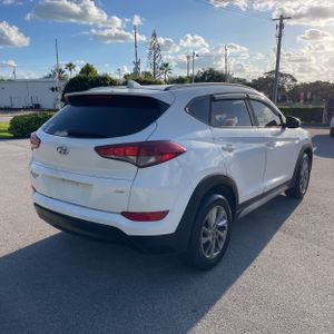 HYUNDAI TUCSON SEL - 8