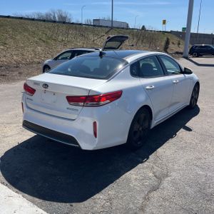 KIA OPTIMA PLUG-IN HYBRID EX - 8