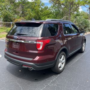 FORD EXPLORER XLT - 8