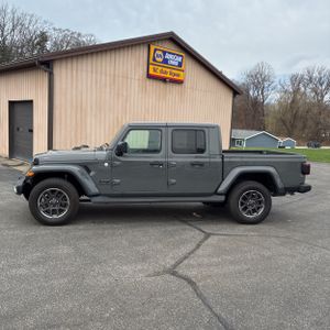 JEEP GLADIATOR OVERLAND - 3