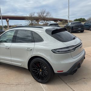 PORSCHE MACAN GTS - 6