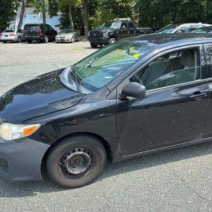 2011 Toyota COROLLA LE 照片 2