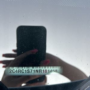 صورة 41 لـ 2022 Chrysler PACIFICA LIMITED