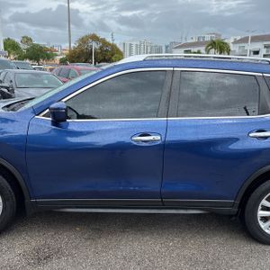 NISSAN ROGUE SV - 4