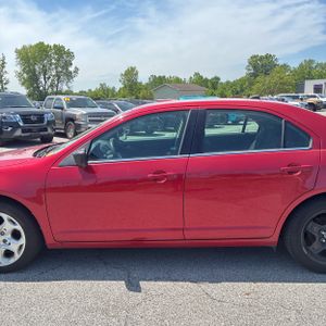 FORD FUSION SE - 4