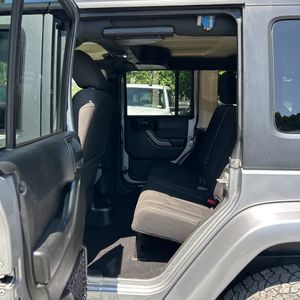 2016 JEEP WRANGLER UNLIMITED SPORT thumbnail 32