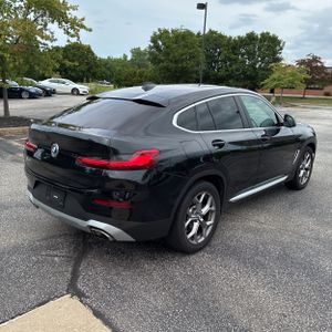 صورة 8 لـ 2022 BMW X4 XDRIVE30I