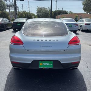صورة 7 لـ 2016 Porsche PANAMERA 4