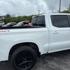 صورة 9 لـ 2024 Chevrolet SILVERADO 1500 RST