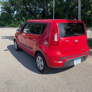 صورة 5 لـ 2013 KIA SOUL BASE