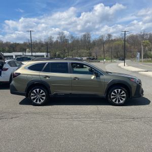 SUBARU OUTBACK LIMITED - 10