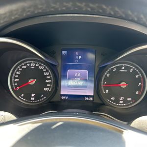 2017 Mercedes-BENZ GLC thumbnail 40