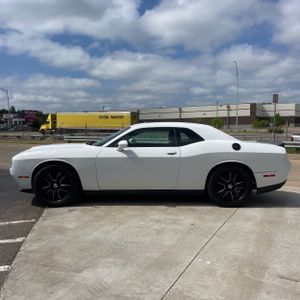 DODGE CHALLENGER SXT - 3