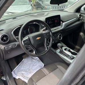صورة مصغرة 35 لـ 2025 Chevrolet BLAZER LT