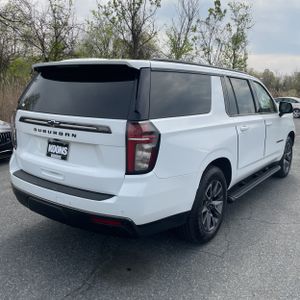 CHEVROLET SUBURBAN Z71 - 8