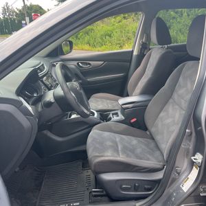 2016 Nissan ROGUE SV 缩略图 31