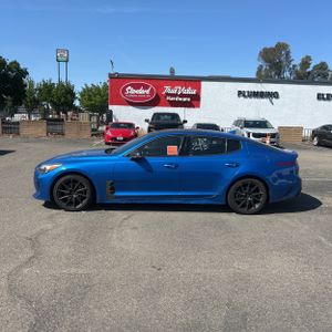 KIA STINGER GT-LINE - 3