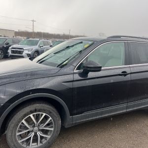 VOLKSWAGEN TIGUAN SE 4MOTION - 2