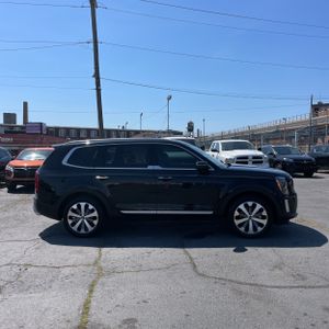 KIA TELLURIDE S - 10