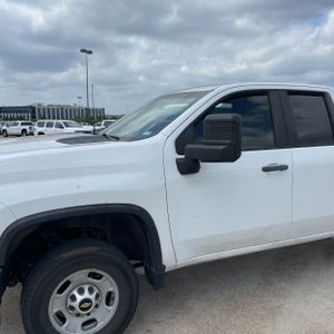 CHEVROLET SILVERADO 2500HD WORK TRUCK - 2