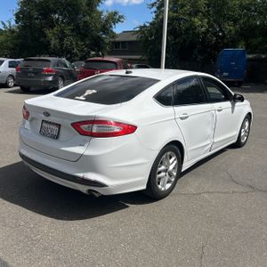 FORD FUSION SE - 5
