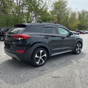 HYUNDAI TUCSON VALUE - 8