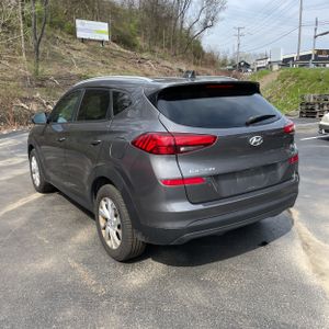 HYUNDAI TUCSON VALUE - 5