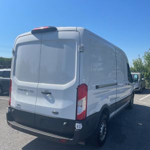 FORD TRANSIT 250 - 8