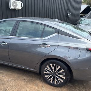 NISSAN ALTIMA SV FWD - 6