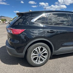 FORD ESCAPE HYBRID SEL - 9