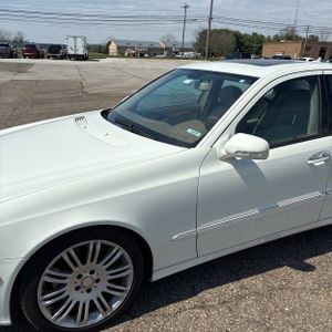 MERCEDES-BENZ E-CLASS - 2