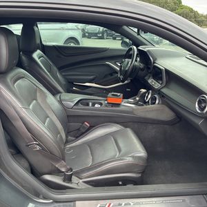 صورة مصغرة 32 لـ 2017 Chevrolet CAMARO LT