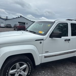 صورة 2 لـ 2012 JEEP LIBERTY SPORT
