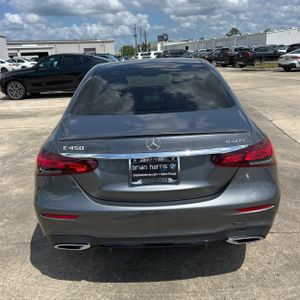 MERCEDES-BENZ E-CLASS - 7