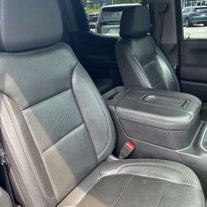 صورة 33 لـ 2020 Chevrolet SILVERADO 1500 RST