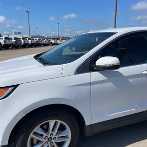 FORD EDGE SEL - 2