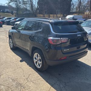 JEEP COMPASS LATITUDE 4X4 - 5