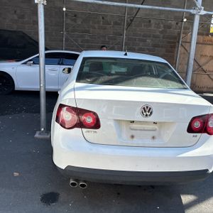 VOLKSWAGEN JETTA SE - 7