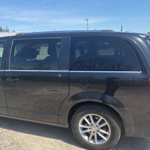 DODGE GRAND CARAVAN SXT - 6