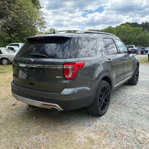 FORD EXPLORER XLT - 8