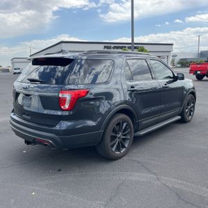 FORD EXPLORER XLT - 8