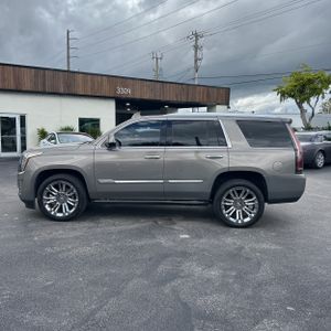 CADILLAC ESCALADE PREMIUM LUXURY - 3