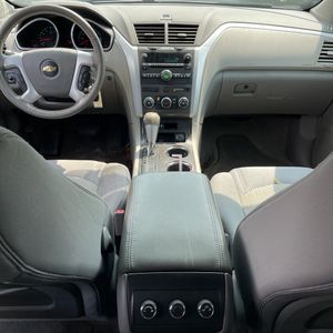 2011 Chevrolet TRAVERSE LS — миниатюра 37