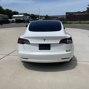 TESLA MODEL 3 BASE - 7