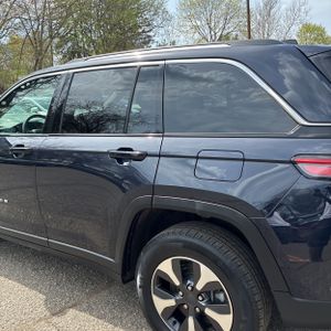 JEEP GRAND CHEROKEE 4XE - 6