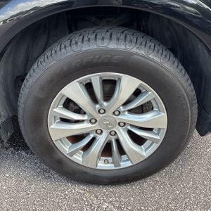 2017 Infiniti QX80 — миниатюра 18