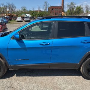 JEEP CHEROKEE LIMITED - 4